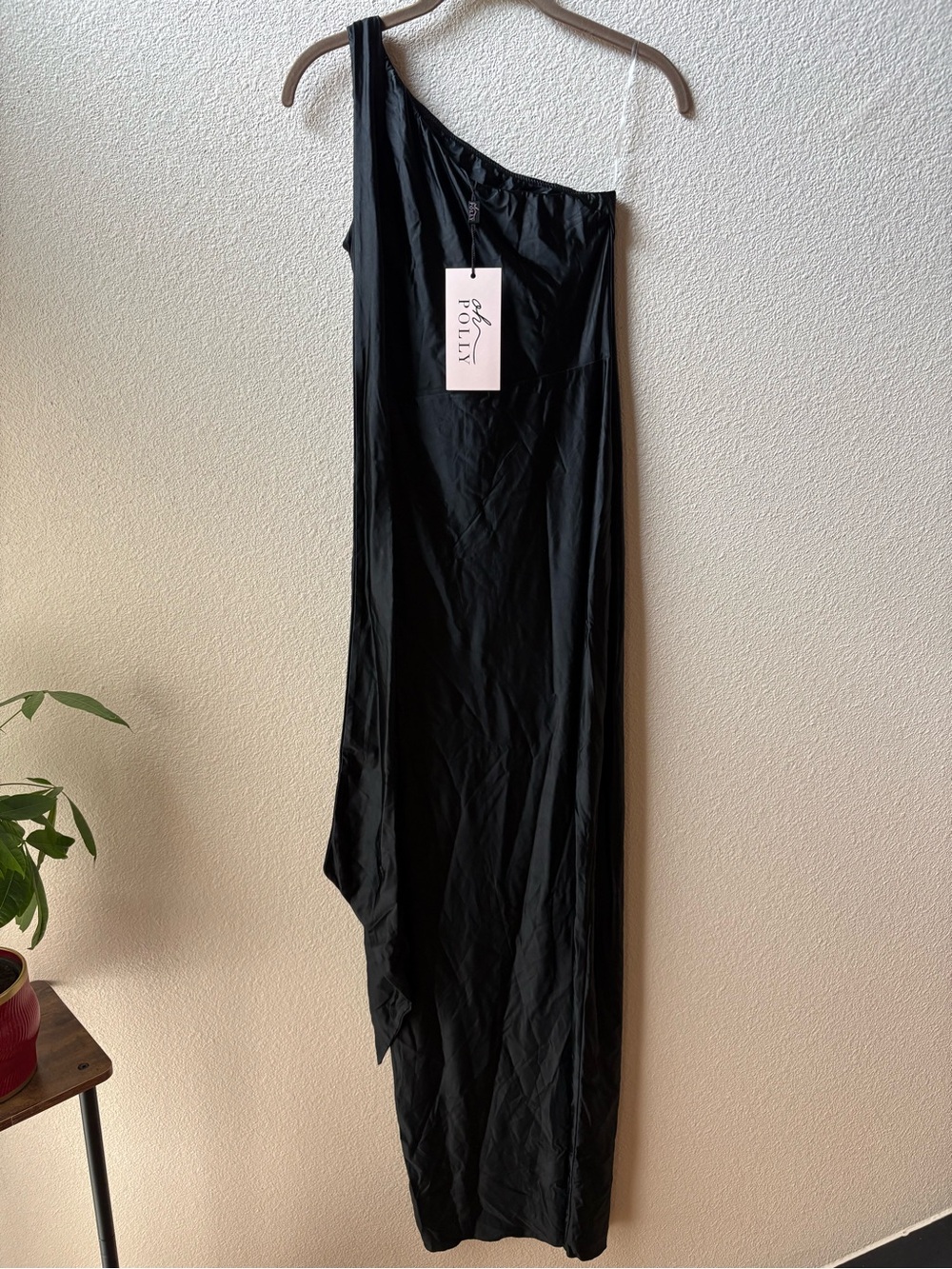 Oh Polly Sheril Asymmetric Scarf-Detail One Shoulder Maxi Dress with Slit in Blk - Picture 7 of 8